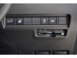 【ETC】 ETCを装備していれば、暑い日や寒い日、雨の日も窓を開ける必要がないので快適ドライブが楽しめます。