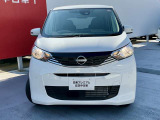 シンプルで親しみやすいフロントデザイン!見切りの良いボディ形状で運転しやすく、毎日の通勤やお買い物にもぴったりです。