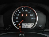 展示車は全てトヨタの車を知り尽くしたエキスパートが基本性能に関わる機能や状態を徹底的にチェックしています。消耗部品の事前交換など法定12ヶ月点検相当の点検・整備を必ず実施しています。
