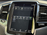 Apple CarPlayも対応していますので、お好みのアプリを使って音楽やニュース、オーディオブックを簡単に聴くこともできます。