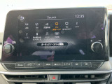 純正ナビゲーションになりマップ機能はもちろん、音楽もBluetooth接続で楽しいドライブができます。