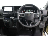 運転席廻りです。