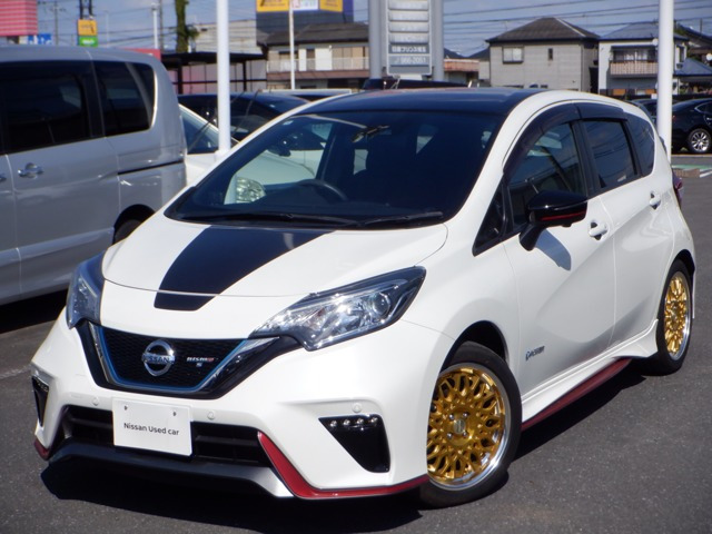 ノート 1.2 e-POWER NISMO S ブラック リミテッド 