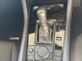 AUTO HOLDが便利です。
