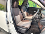 運転席シート廻りは使用感も少なく、良好な状態となっています。前オーナー様が丁寧に使っていたことがよくわかりますね。