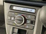【オートエアコン】AUTOボタンを押してお好みの温度を設定!快適な室温でドライブをお楽しみいただけます♪