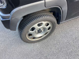 ☆お車についた傷やヘコミ、事故の修理もハヤシにお任せください。自社鈑金工場で修理ができますの安心です☆