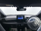 落ち着いたカラーの内装で、ゆったりと運転したい方に。