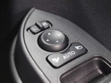 ドアの施錠・解錠に連動してドアミラーが自動で格納・復帰するオート格納機能を搭載しています。
