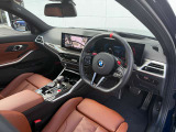 BMW専門のメカニックが、100項目にも上るポイントを徹底的にチェック。交換基準に達した部品があれば、弊社負担にて交換後、お客様へご納車致します。