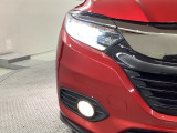 LEDヘッドライトです。蛍光灯のような明るさが特徴で広い範囲を明るく照らしてくれます。光量が大きいので暗い場所での視認性が上がります。また寿命が長く、消費電力も少ないので経済的です。
