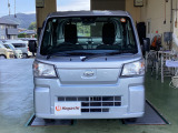 当社ではお車の販売を岡山県・香川県に在住のお客様、岡山県・香川県に隣接する県に在住のお客様のみとさせていただいております。誠に勝手ながら、ご理解とご協力を賜りますようお願い申し上げます。