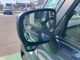 助手席ドアミラーにはサイドアンダーミラー装備☆運転席からの死角を減らしてくれますよ☆