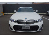 BMW Premium Selection大分では最大100項目の厳正な納車前点検を行い安心・安全なカーライフをお届け致します。