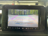 【バックカメラ】駐車時に後方がリアルタイム映像で確認できます。大型商業施設や立体駐車場での駐車時や、夜間のバック時に大活躍!運転スキルに関わらず、今や必須となった装備のひとつです!