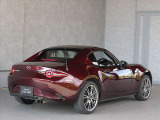 神戸マツダ神戸西インター店は、通常ディーラー+&alpha;の次世代型店舗としてROADSTER EXPERIENCE SPACEの冠を掲げ、「いつでも・誰でも・気軽に会いに行ける」ロードスターUカー専門店。