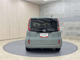 リヤ、後ろから見るとまた車の印象が変わってきますね☆☆