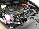 A25A-FXS型 2.5L 直4 DOHCエンジンとフロント:3NM型 リヤ:4NM型 交流同期電動機のハイブリッドシステム搭載、E-Four(電気式4輪駆動)の組み合わせです。