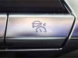 MRCCの操作スイッチや表示を確認できます。高速道路などでの運転負担軽減に役立ちます。