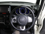 運転しやすいハンドルです。