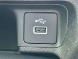 便利な充電用USBジャックも付いています☆周辺機器の充電にご利用頂けます☆