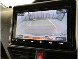 苦手な車庫入れも安心のバックモニター装備です☆彡