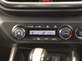 オートエアコンを装着しておりますので車内をお好みの快適な温度に保つことが可能です!