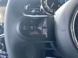 【アクティブクルーズ】アクセルやブレーキを踏まなくても、前車との車間距離を保ちつつ、一定速度で走ってくれる非常に便利な機能です