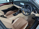 神戸マツダ神戸西インター店は、通常ディーラー+&alpha;の次世代型店舗としてROADSTER EXPERIENCE SPACEの冠を掲げ、「いつでも・誰でも・気軽に会いに行ける」ロードスターUカー専門店。