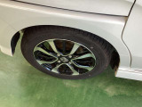 ☆お車についた傷やヘコミ、事故の修理もハヤシにお任せください。自社鈑金工場で修理ができますの安心です☆