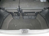 広々としたラゲージスペースを備えています。大きなものや長さのある荷物もしっかりと積み込めます。