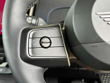 アクティブクルーズ、ステアリングアシスト機能等の運転支援機能も多数すいています