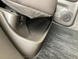 濡れた傘や置き靴などをすっきりしまえる最適なシートトレー