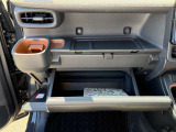 この度は当店のお車をご覧になっていただき、誠にありがとうございます。ぜひじっくりとご検討下さいませ。