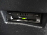 ◆ETC◆有料道路を利用する際にスムースに通過でき、わずらわしい料金支払いから開放されます!今や無いと不便に感じるほど必需品の装備ですね♪