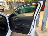 八光AUTO MOTIVEの強みはサポート力です。これまで培ってきた経験と技術力、スピードを生かして、お客様ひとりひとりを八光AUTO MOTIVE全店でサポートさせて頂きます。