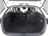 【シートアレンジ】多彩なシートアレンジができるので人を乗せたり荷物を載せたり自由自在。アナタ好みのシートアレンジをお楽しみ下さい。