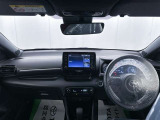 落ち着いたカラーの内装で、ゆったりと運転したい方に。