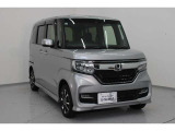 Honda SENSINGは衝突を予測してブレーキをかけたり、前のクルマとちょうどいい距離でついていったりできる多彩な安心・快適機能を搭載した先進の安全運転支援システムです。