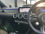 メルセデス・ベンツ車は、妥協を許さない常に高水準の技術と品質をもって製造されており、いつもでも変わらぬ価値を提供いたしております。