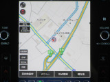 地図のアップ写真です。縦型画面は進行方向が広く見えて使い易い形状です。