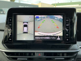 アラウンドビューモニター 駐車場での車庫入れや狭い道路での走行にカメラで確認が出来るので安心です。