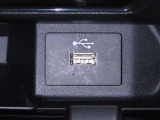 USB端子を装備しております。