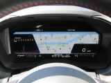 運転に必要な情報をグラフィカルに表示し、少ない視線移動で瞬時に認識できる先進的な液晶メーター。こちらはナビゲーション情報と連携する「地図画面」になります。