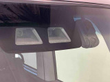 新車メーカー保証に準じた保証を1年間無償で受けられる「まごころ保証」、さらに保証を延長できる「まごころ保証プラス」「まごころ保証プラス&alpha;」をご用意しております。
