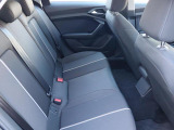 Audi正規ディーラーが高品質をお約束。高度な訓練・教育を受けたAudi専任メカニックが、100項目にもおよぶ精密な点検を実施。すべてクリアしたAudi車だけ、あなたのお手元に届けられるのです