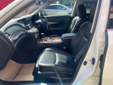 ご納車前にスタッフが入念に清掃し気持ちよく乗り出せるように致します。