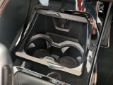 BMWプレミアムセレクション前橋では、高年式低走行モデルからMモデル、年式が経ちなかなかディーラーでは見かけないモデルまで幅広いラインナップで認定中古車を取り扱っております。品質に自信があります。