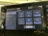 【Miracast】スマホ画面を無線で車載ディスプレイへ映せる快適で便利な機能です。簡単に接続可能です!!