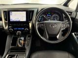 アルファード ハイブリッド 2.5 S タイプゴールドIII E-Four 4WD 